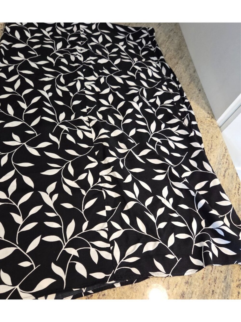 Vtg Bentley Maxi Dress Sz 14 Leaf Black Retro Trad Wife Cottage Garden *flaw - Picture 13 of 14